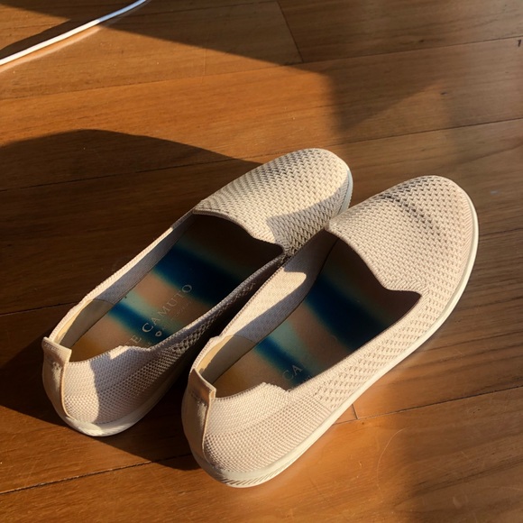 NEW IN BOX Vince Camuto Slip On Shoes - Picture 2 of 10